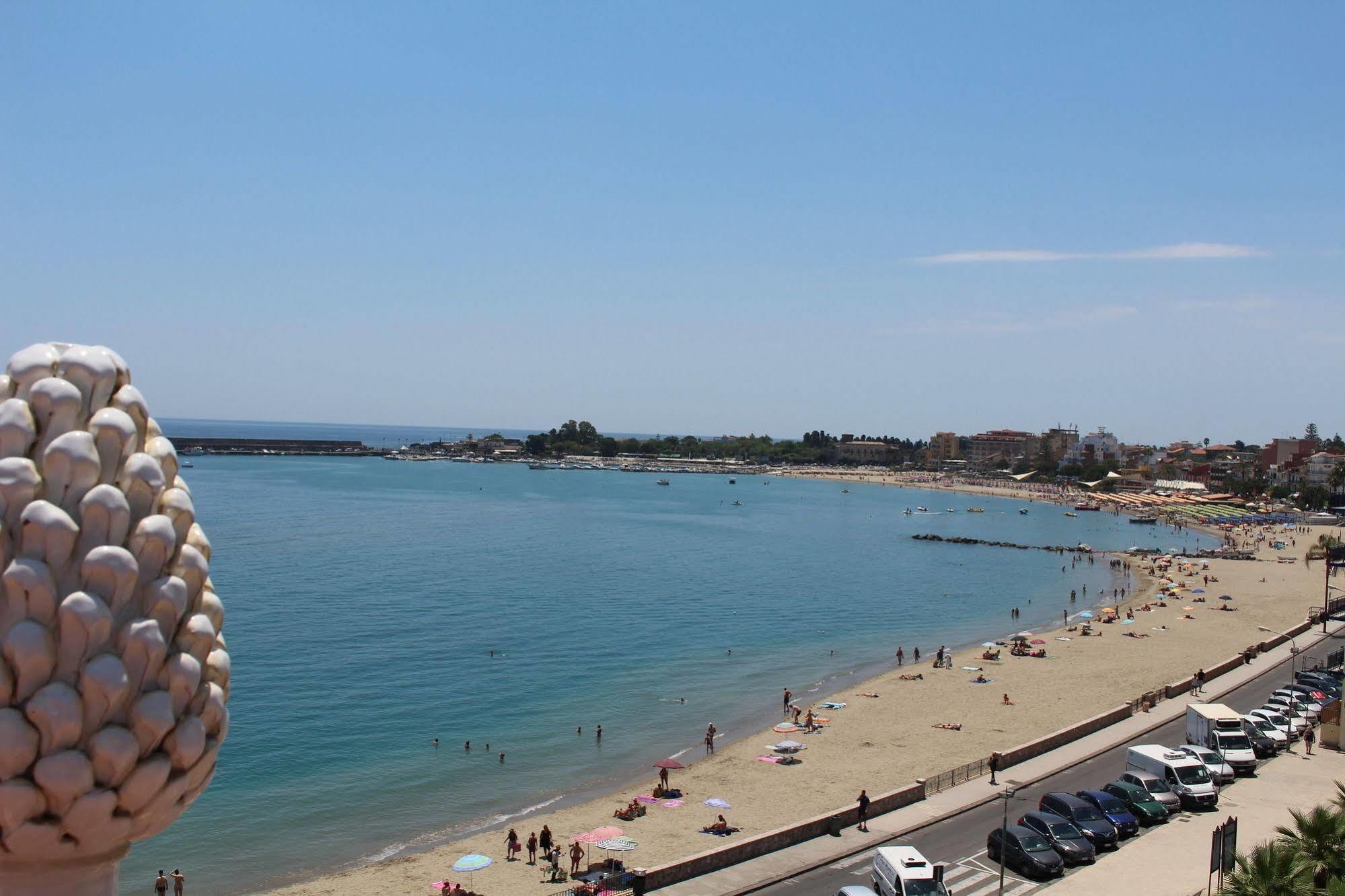 Hotel Villa Mora Giardini Naxos Exterior foto